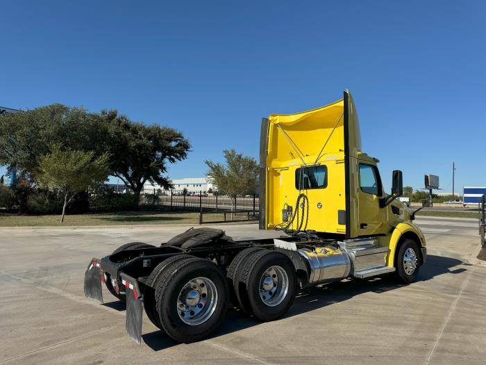 2021 Peterbilt 579-5