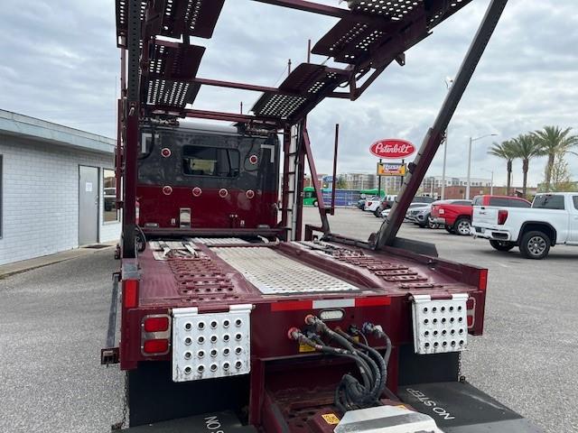 2021 Peterbilt 389-13