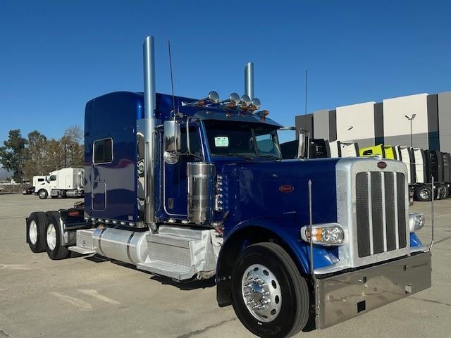 2022 Peterbilt 389-10