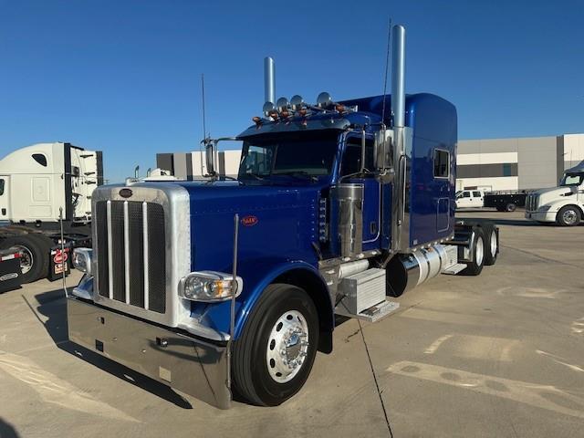 2022 Peterbilt 389-15