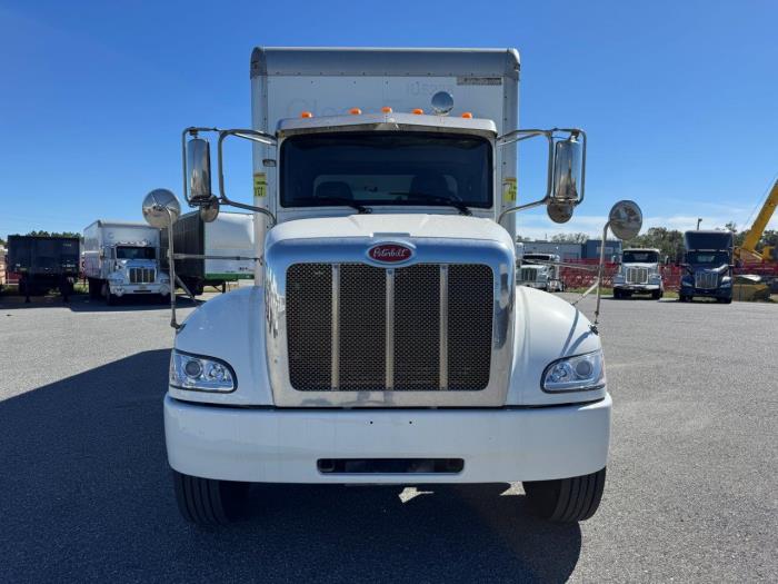 2017 Peterbilt 337-2