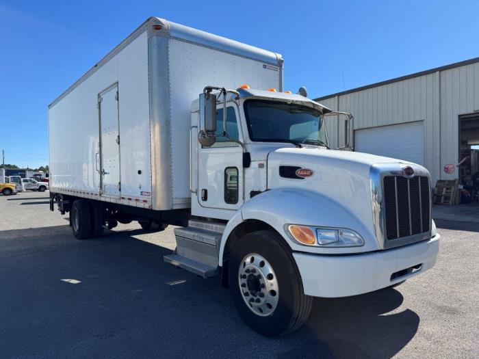 2019 Peterbilt 337-3