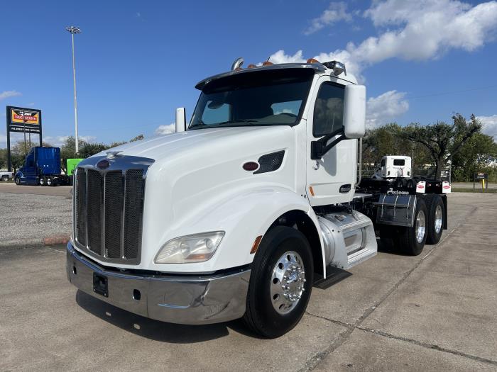 2018 Peterbilt 579-1