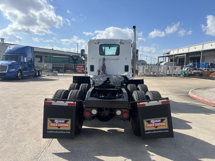 2018 Peterbilt 579-4