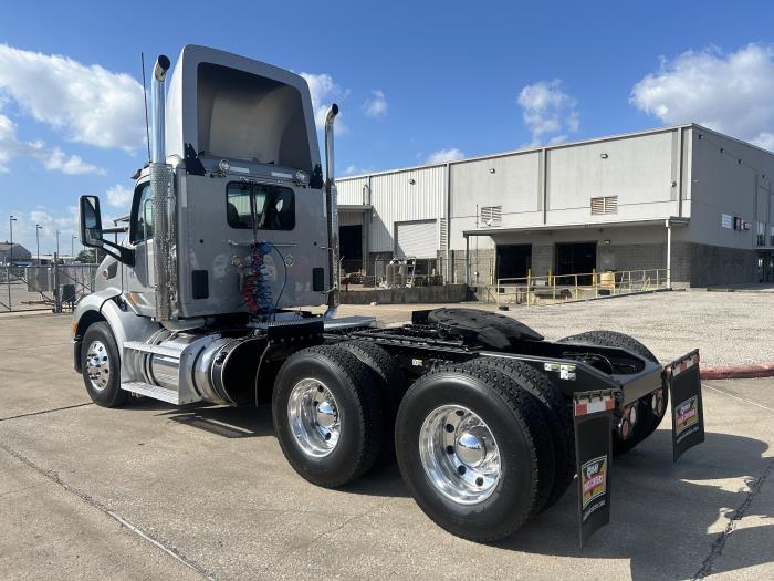 2018 Peterbilt 579-3