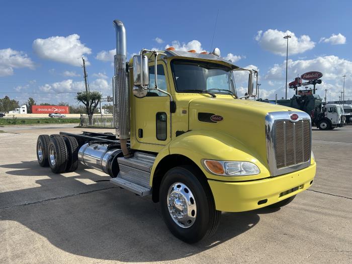 2020 Peterbilt 348-7