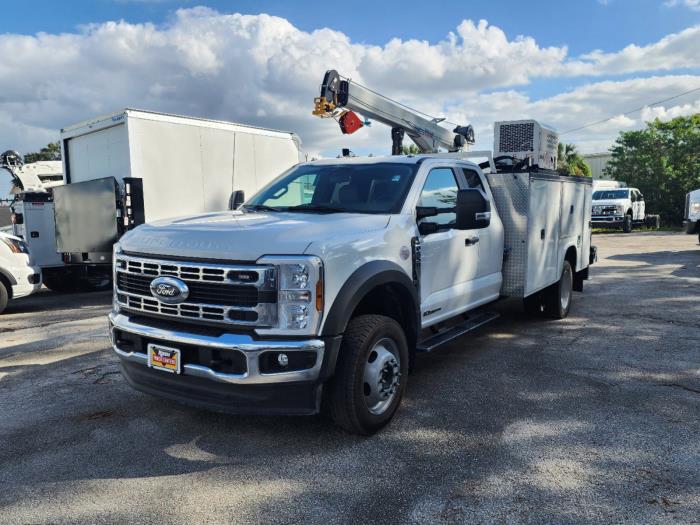 2024 Ford F-550-1