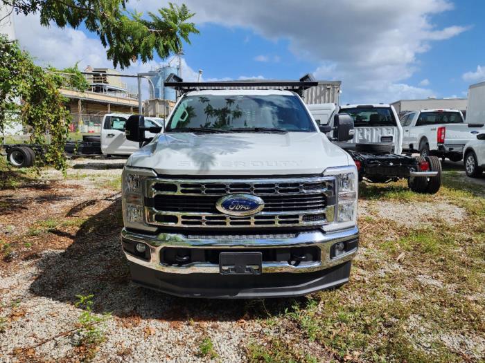 2024 Ford F-350-2