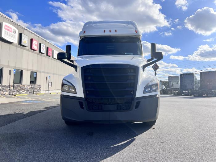 2020 Freightliner Cascadia-3