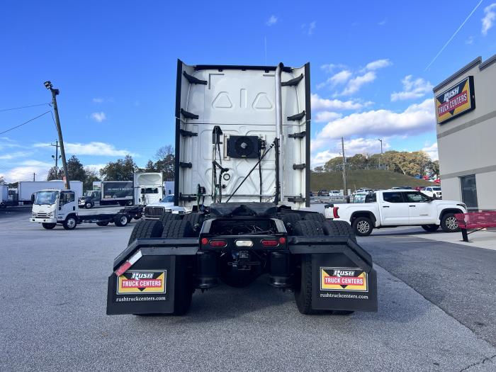 2020 Freightliner Cascadia-10