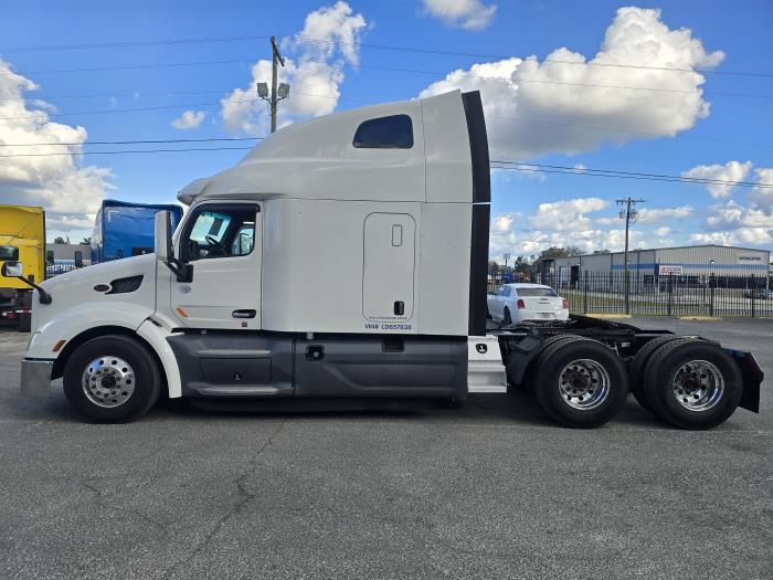 2020 Peterbilt 579-4