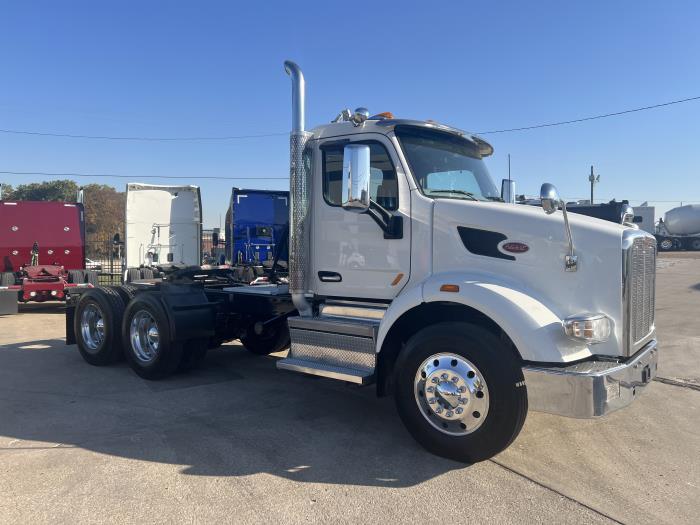 2020 Peterbilt 567-25