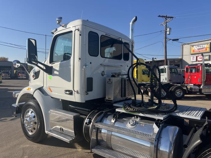 2020 Peterbilt 567-41