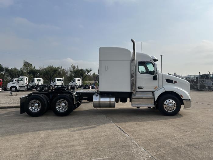 2020 Peterbilt 579-6