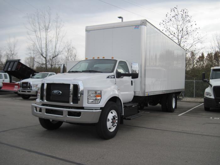 2025 Ford F-750-2