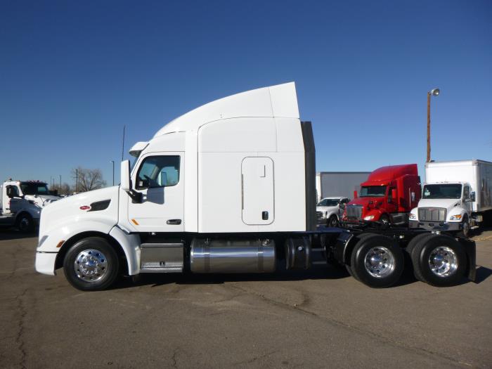 2020 Peterbilt 579-4