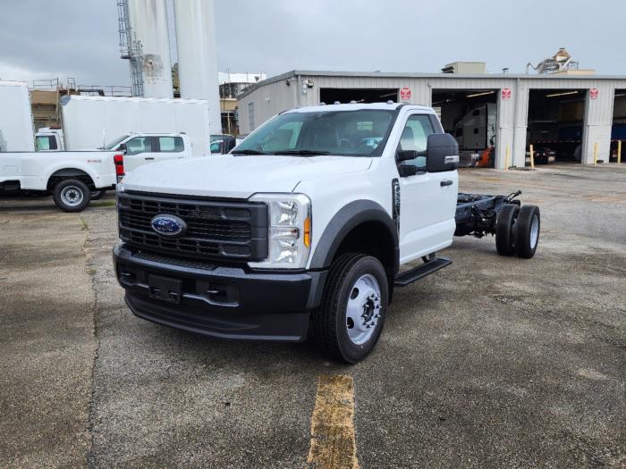 2024 Ford F-550-1