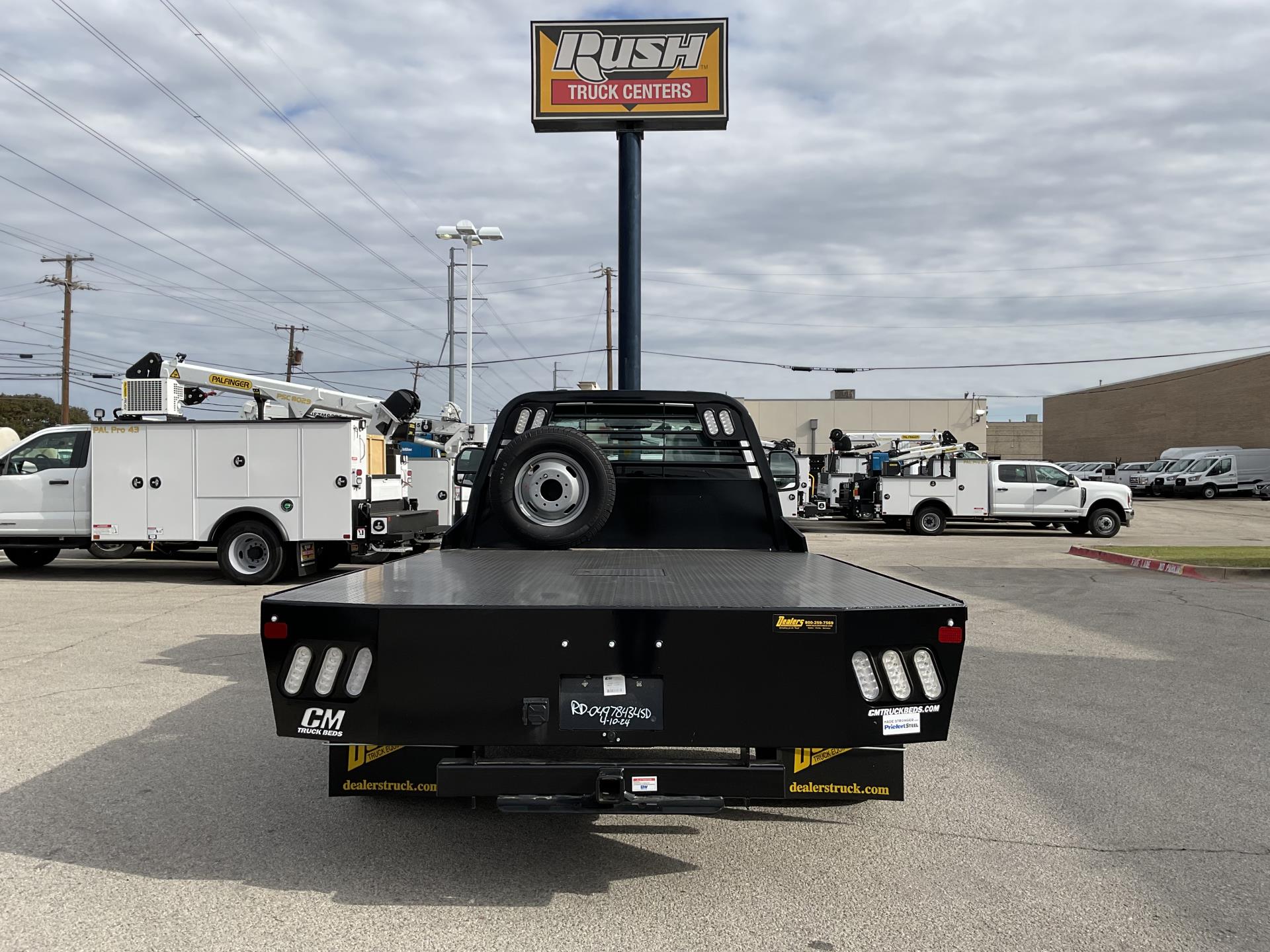 New 2024 Ford F-350 XL Regular Cab 4x2, Flatbed Truck for sale #1816095 - photo 4