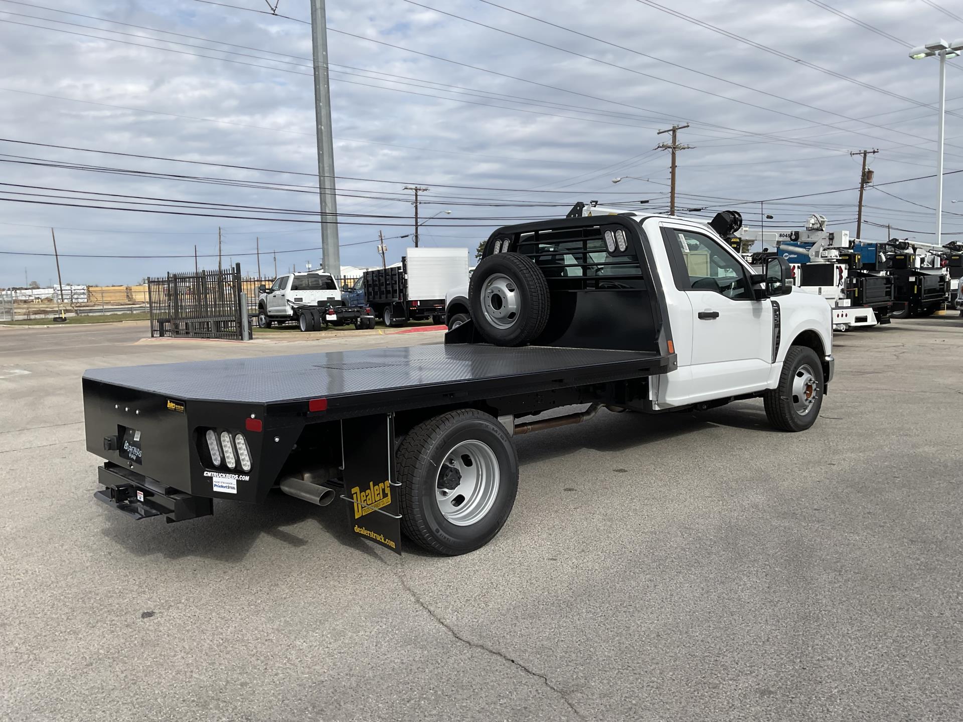 New 2024 Ford F-350 XL Regular Cab 4x2, Flatbed Truck for sale #1816095 - photo 5