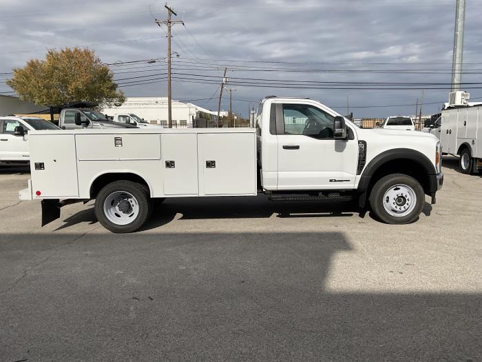 2024 Ford F-550-5