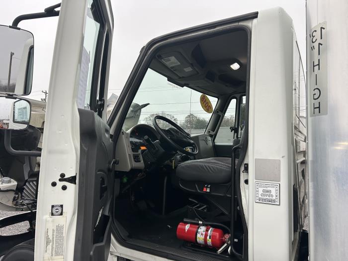 2018 International 4300-22