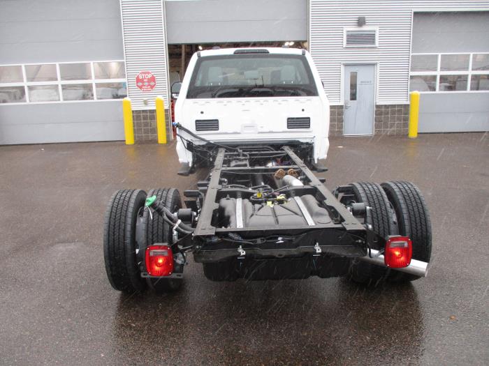 2024 Ford F-550-4