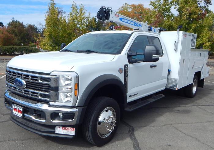 2024 Ford F-550-3