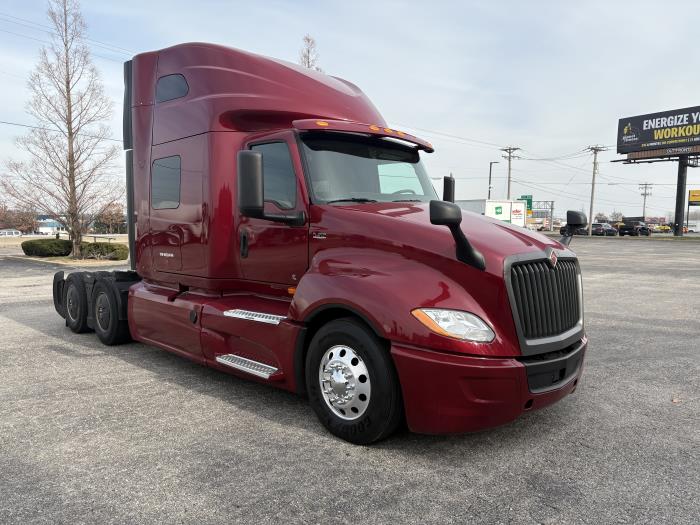 2022 International LT625-3