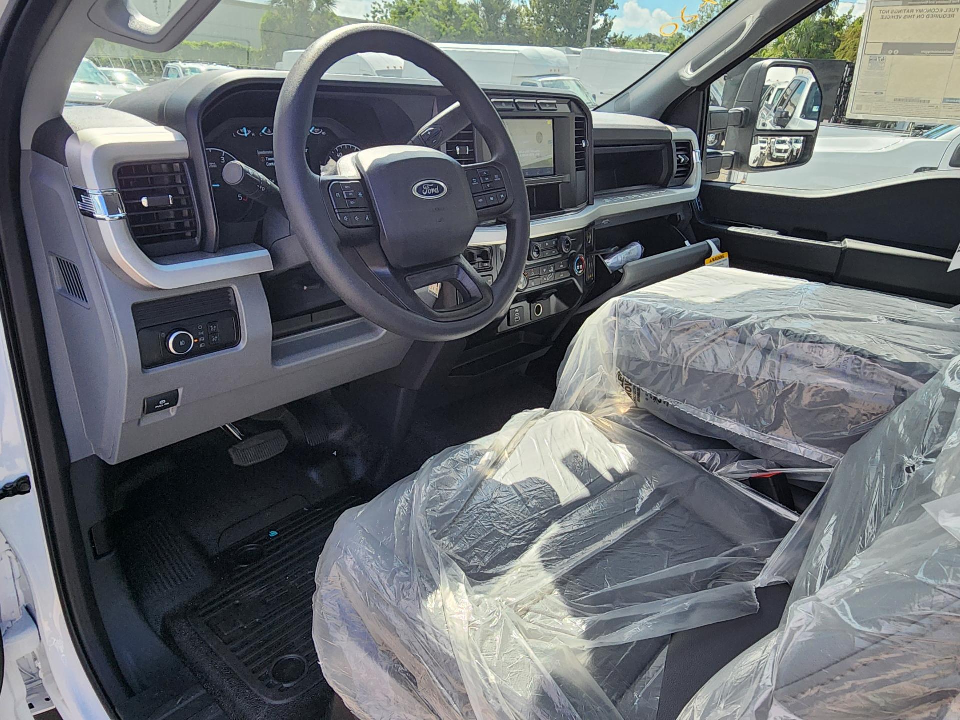 2024 Ford F-600 Regular Cab DRW 4x4 Cab Chassis for sale #1838034 - photo 16