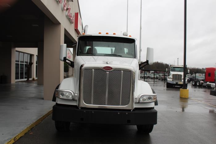 2018 Peterbilt 567-2