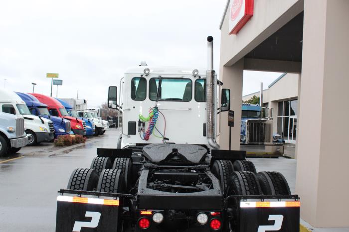 2018 Peterbilt 567-5