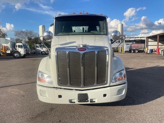 2020 Peterbilt 579-7