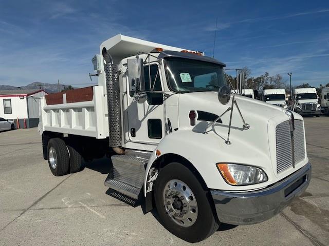 2016 Kenworth T370-8