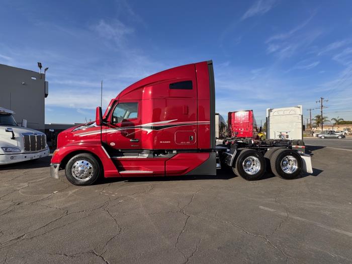 2024 Kenworth T680-2