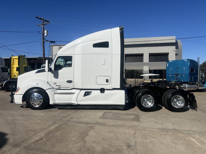 2021 Kenworth T680-32