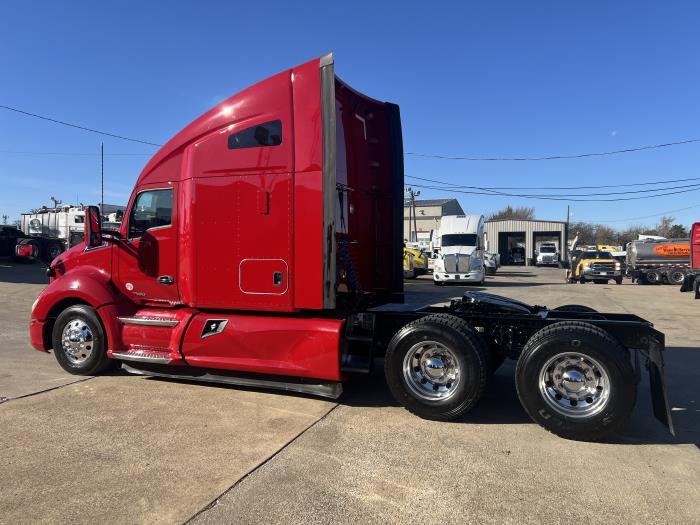 2020 Kenworth T680-43