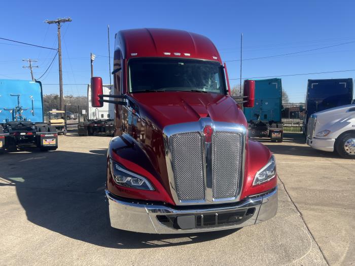 2024 Kenworth T680-24