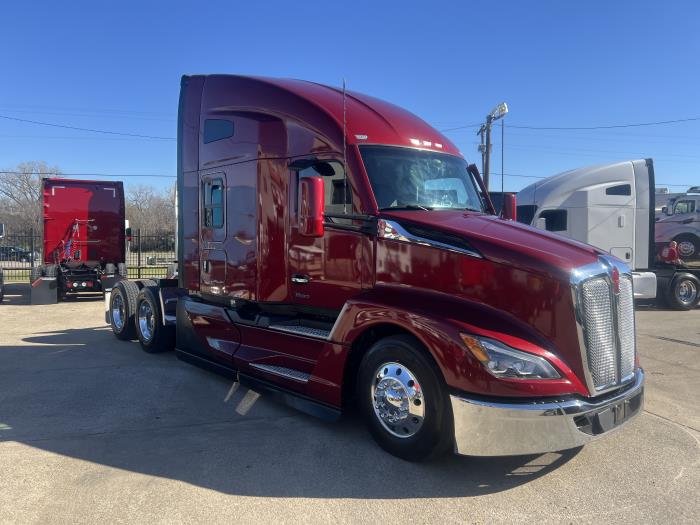 2024 Kenworth T680-27