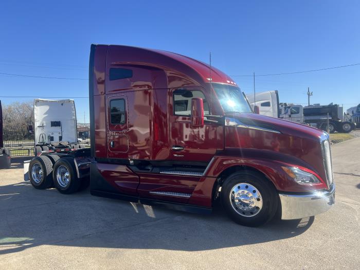 2024 Kenworth T680-28