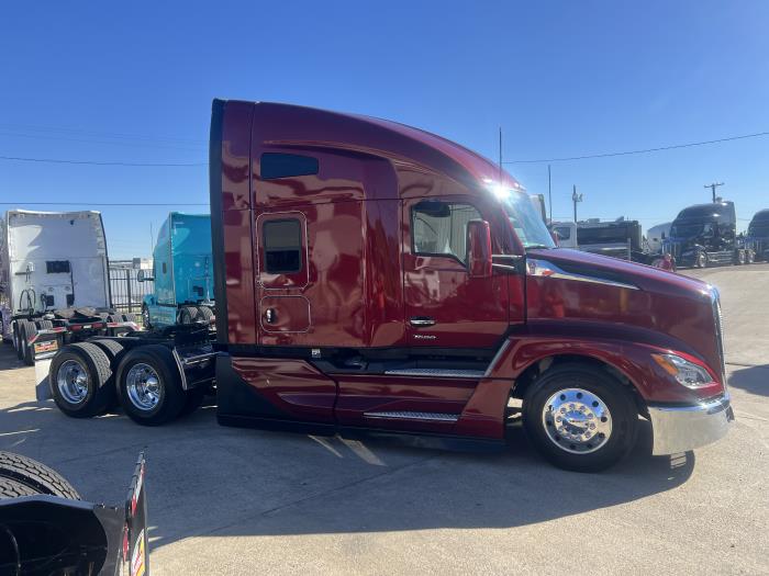 2024 Kenworth T680-29