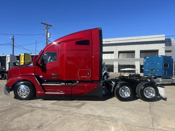 2024 Kenworth T680-39