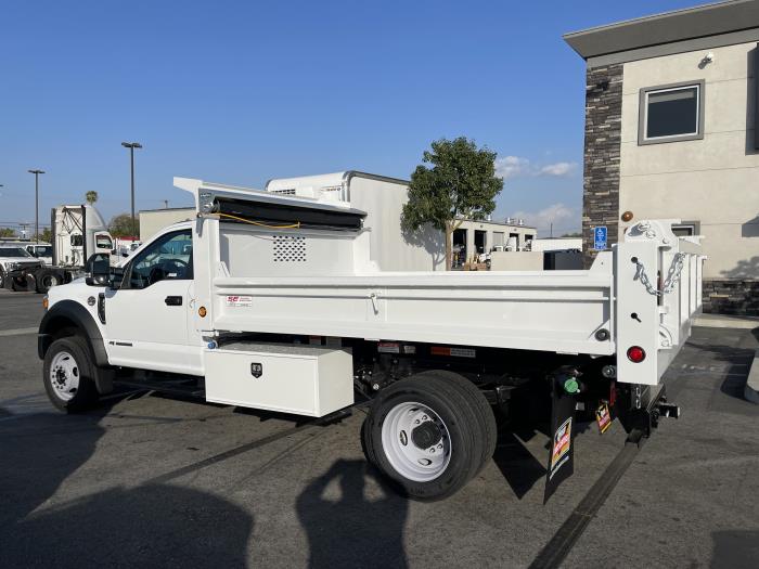 2024 Ford F-550-2