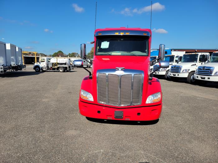 2021 Peterbilt 579-2