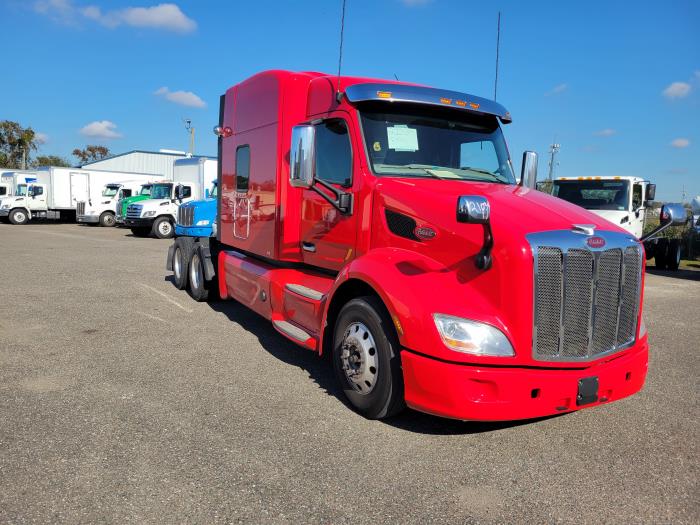 2021 Peterbilt 579-3