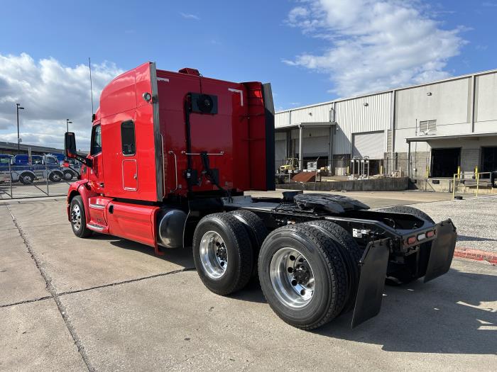 2021 Peterbilt 579-3