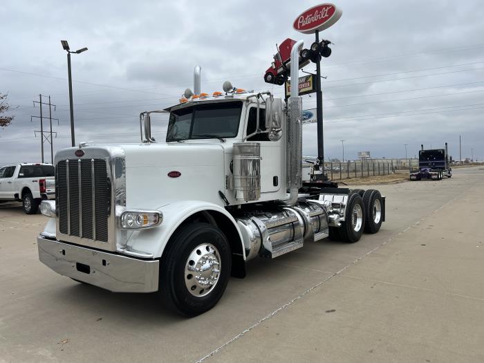 2019 Peterbilt 389-16