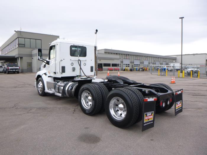 2020 Peterbilt 579-4