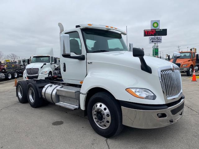 2018 International LT625-8