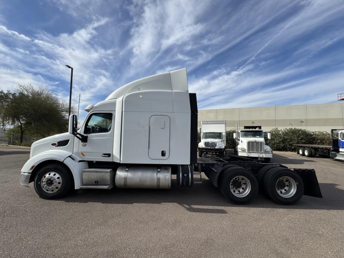 2020 Peterbilt 579-2