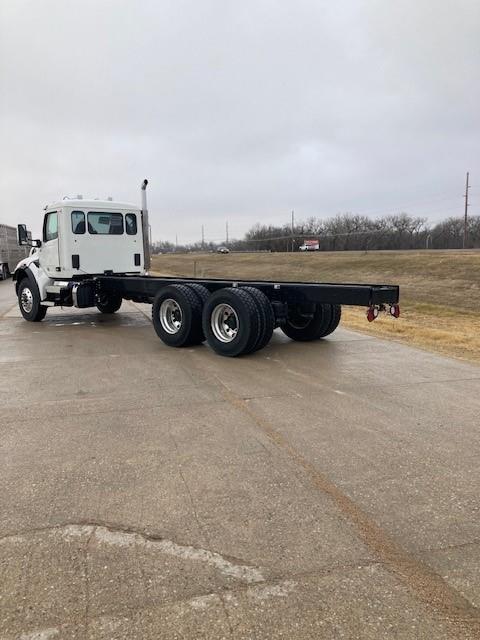 2025 Peterbilt 548-3